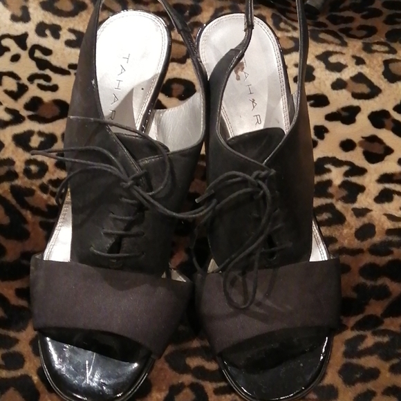 High heel cuties - Picture 3 of 3